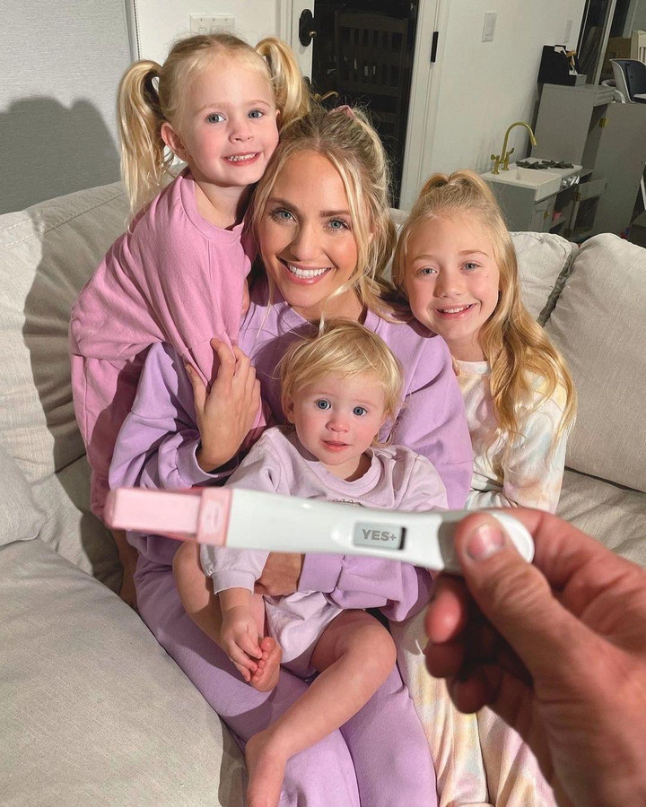 Thế hệ phụ huynh 'bán con' trên TikTok, bất chấp hiểm nguy - 2