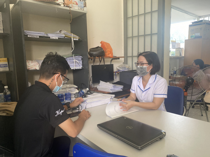 Đồng giới nam và bóng ma HIV - 1