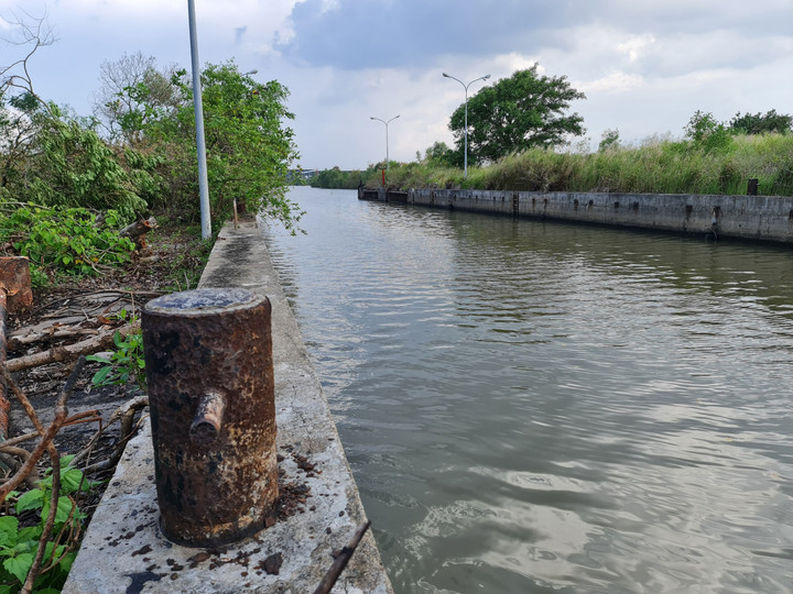 Công trình ngăn mặn gần 80 tỷ đồng đầy gỉ sét, bỏ hoang nhiều năm ở Cà Mau - 4