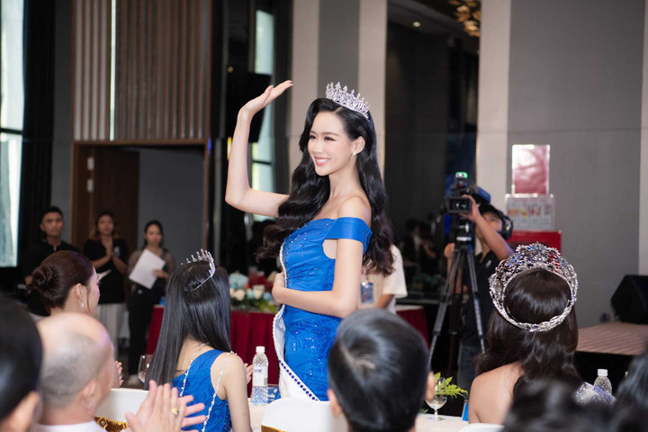 Á hậu Bảo Ngọc nhập viện, thất vọng khi phải nhận những lời khiếm nhã - 3