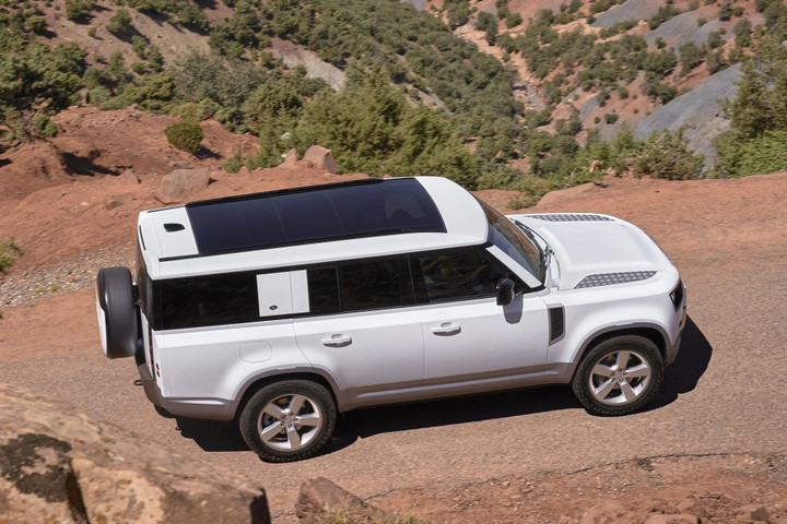 Giá bán Land Rover Defender 130 tại Việt Nam thấp nhất 5,779 tỷ đồng - 5