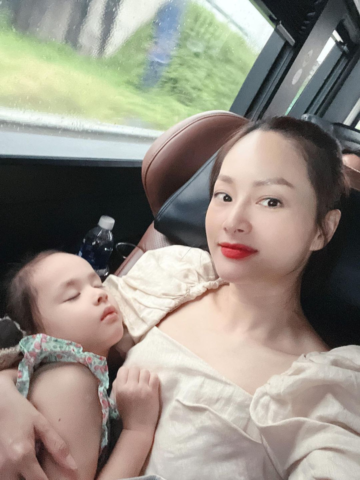 Sao Việt 20/8: Tự Long làm thơ khoe 3 con xinh xắn - 5