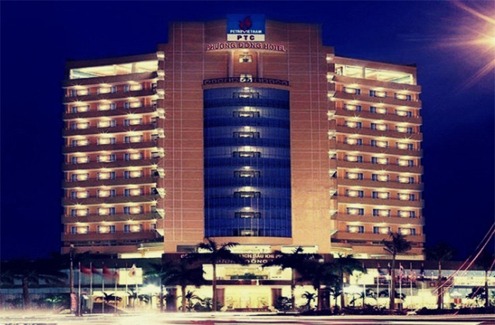 Một cổ phiếu tăng gần 75% một tuần rồi rơi tự do - 1