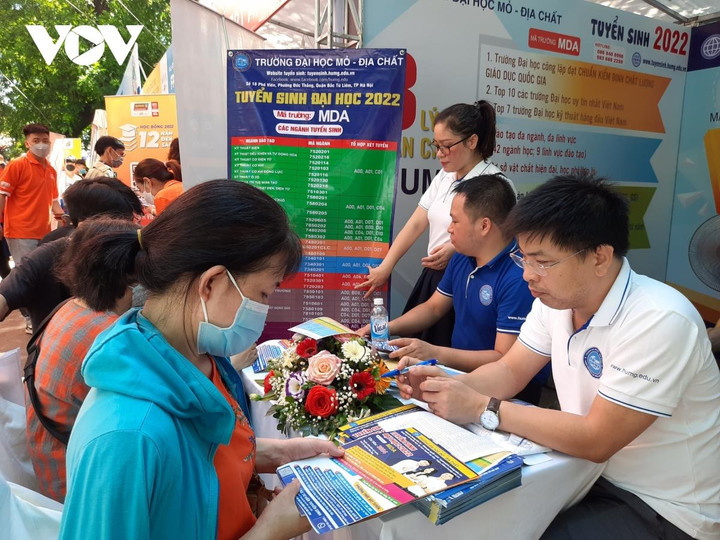 Gần hết thời gian đăng ký xét tuyển đại học, thí sinh cần lưu ý gì để chắc đỗ? - 2