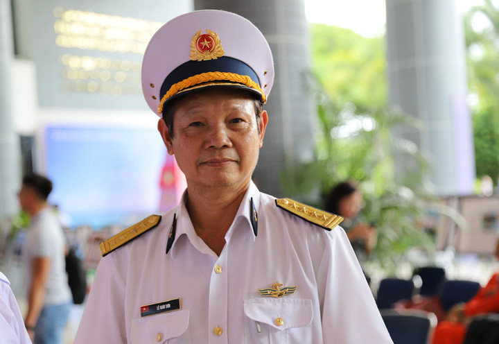 Trưng bày loạt ảnh chủ đề 'Tự hào biển, đảo Việt Nam' tại TP.HCM - 2