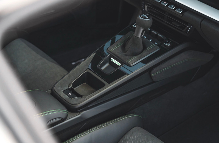 Porsche 911 GT3 RS có thêm phiên bản đặc biệt - 19