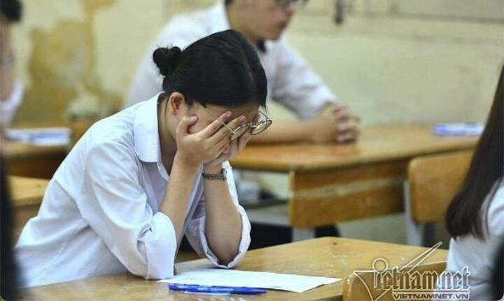 35% thí sinh bỏ xét tuyển đại học 2022: Có bất thường? - 1