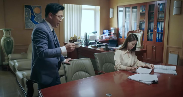 'Đấu trí' tập 25: Đại uý Phong đưa con gái ông Cửu vào khách sạn - 5