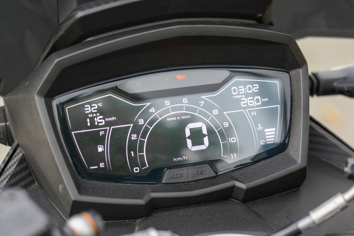 Những lựa chọn xe máy giá 100 triệu đồng - 10