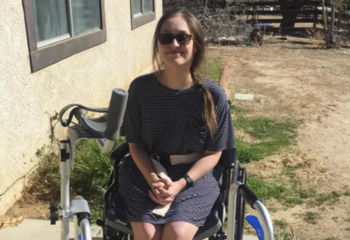 Tỉnh dậy sau 2 tuần hôn mê, cô gái gây sốc khi nói chuyện như người nước ngoài - 3