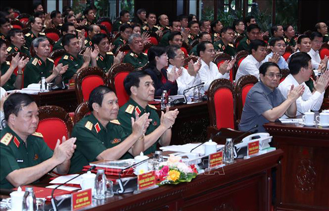 Thủ tướng dự hội nghị đẩy mạnh phát triển công nghiệp quốc phòng - 4