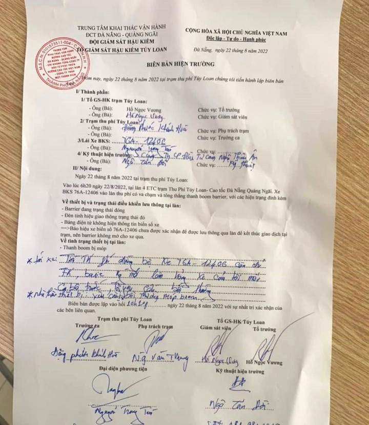 Ô tô tông sập barie trạm ETC: Tài xế và nhà thầu thiết bị bắt đền lẫn nhau - 2