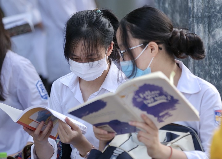1/3 thí sinh bỏ xét tuyển đại học do học phí hay thiếu thông tin? - 2