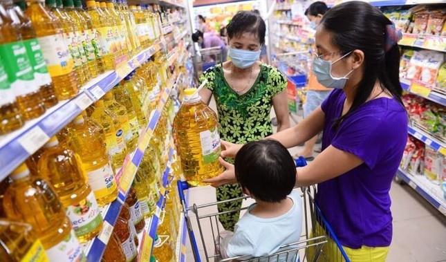 Dầu ăn bắt đầu giảm giá theo xăng - 1