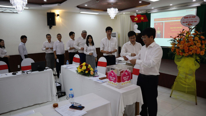 PVEP: Chú trọng xây dựng, phát triển Đảng tại Chi bộ Trung tâm Kỹ thuật - 2