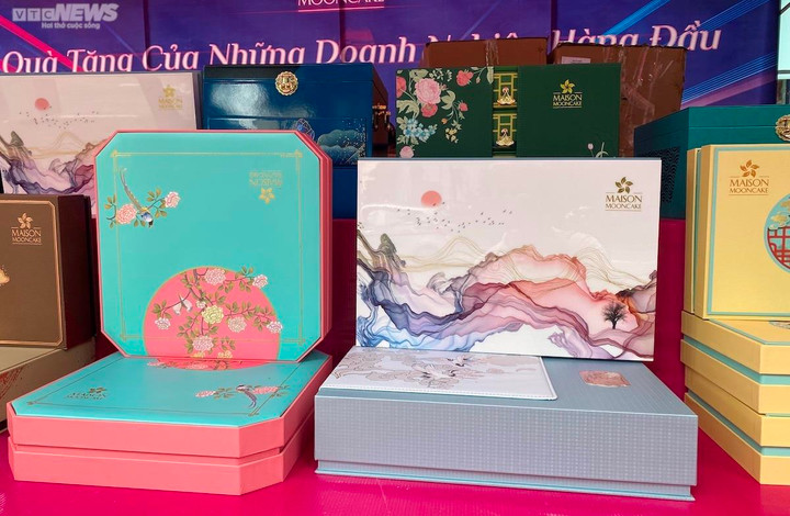 Dân thắt chặt chi tiêu, bánh trung thu vào mùa sớm vẫn ế ẩm - 5