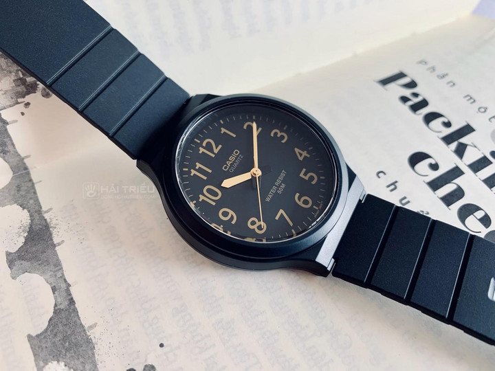 Những mẫu đồng hồ nam đẹp dưới 2 triệu đang được săn đón - 2