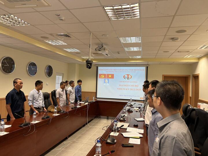 Chi bộ PVEP Algeria: Đoàn kết là chìa khóa thành công - 1