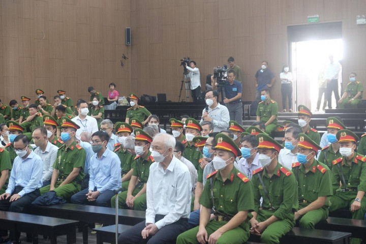 Con gái ông Nguyễn Văn Minh: 'Hai năm vừa qua là chuỗi ngày địa ngục' - 2