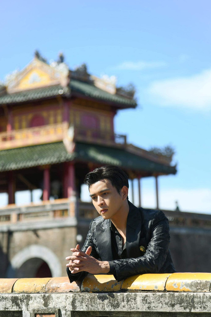 Sao Việt 28/8: Angela Phương Trinh đẹp như nữ thần sau khi bị chê 'đô con' - 6