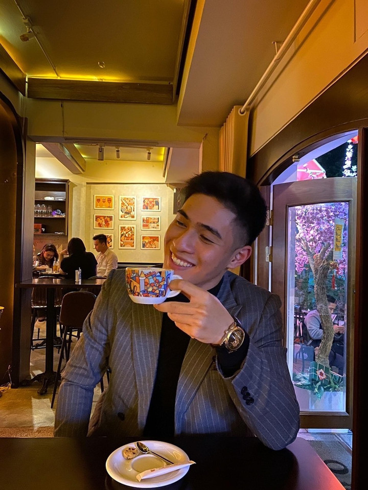 Nam sinh trường Báo gây sốt với bức ảnh thuyết trình - 7