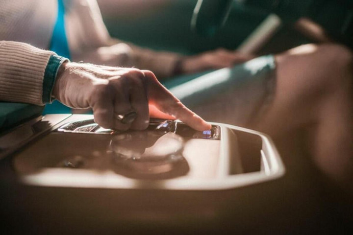 'Soi' 7 hệ thống giải trí tốt nhất trên ô tô hiện nay - 2