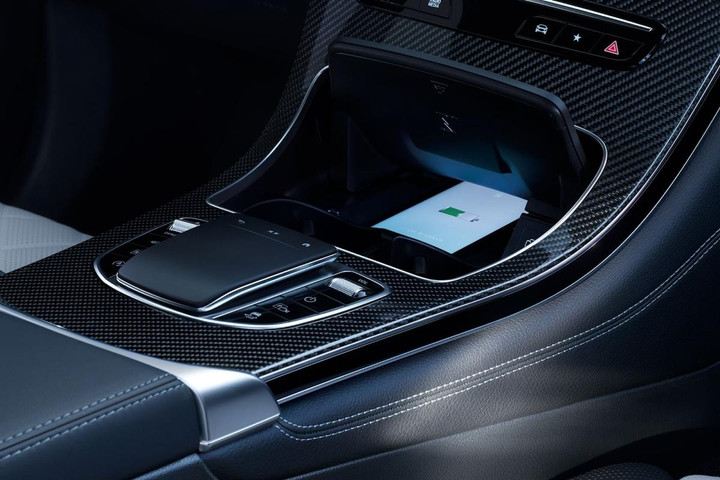 'Soi' 7 hệ thống giải trí tốt nhất trên ô tô hiện nay - 15