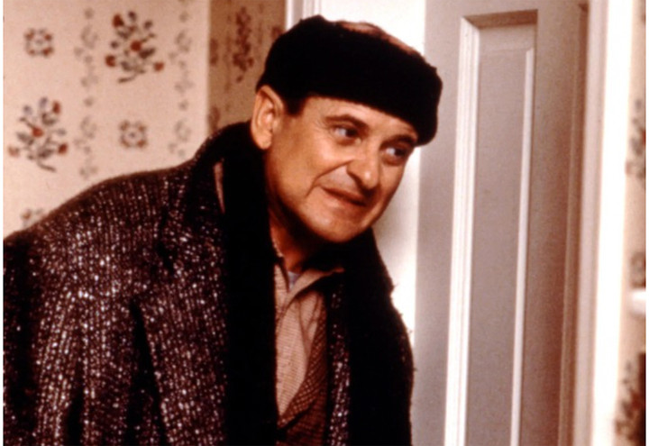 Dàn diễn viên 'Ở nhà một mình' quay cuồng với bê bối - 5