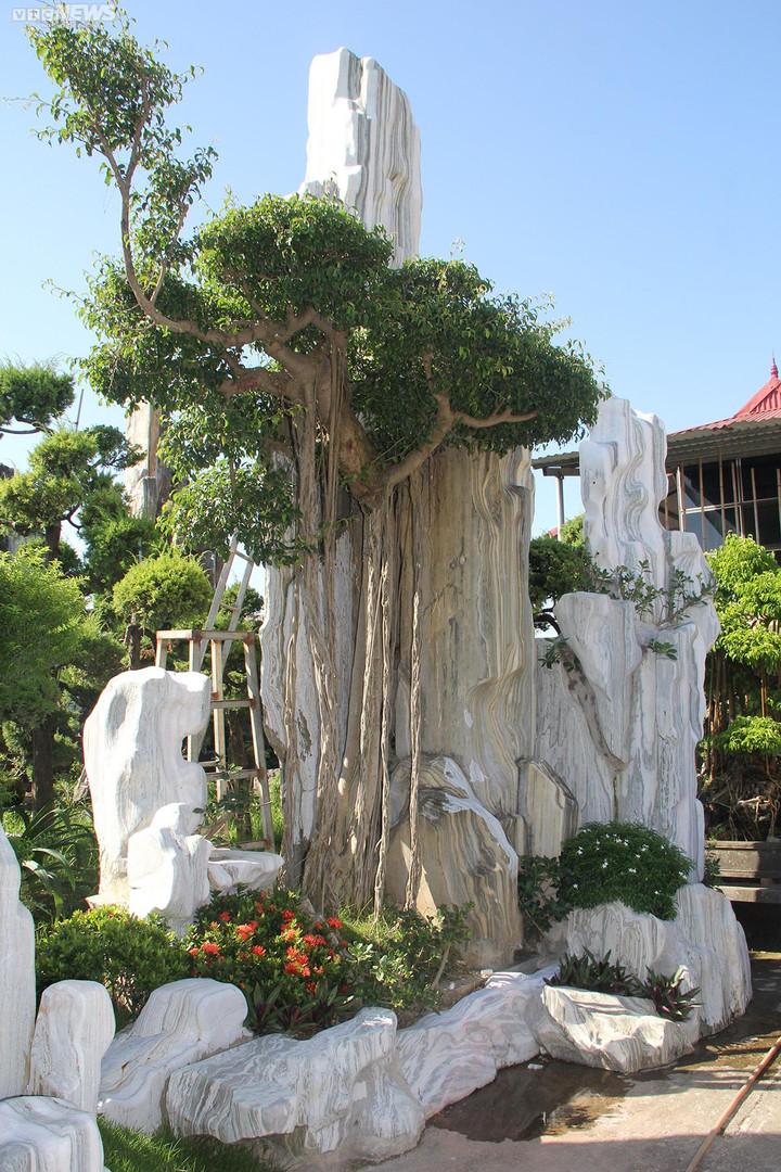 Ảnh: Những tuyệt phẩm bằng đá giá hàng trăm triệu đồng - 14