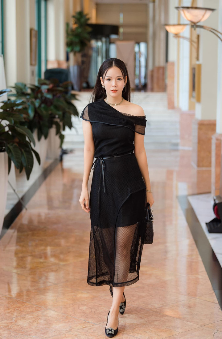 Nhan sắc đời thực gợi cảm không kém trên phim của Diễm Hương 'Gara hạnh phúc' - 7