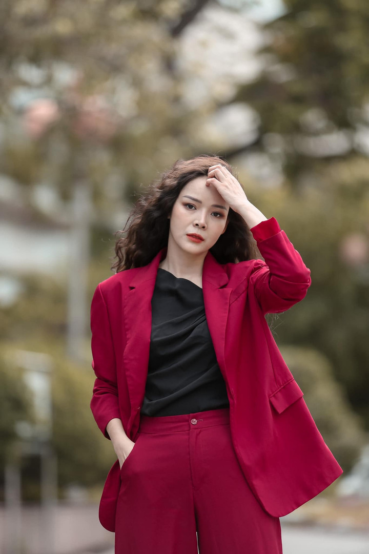 Nhan sắc đời thực gợi cảm không kém trên phim của Diễm Hương 'Gara hạnh phúc' - 2