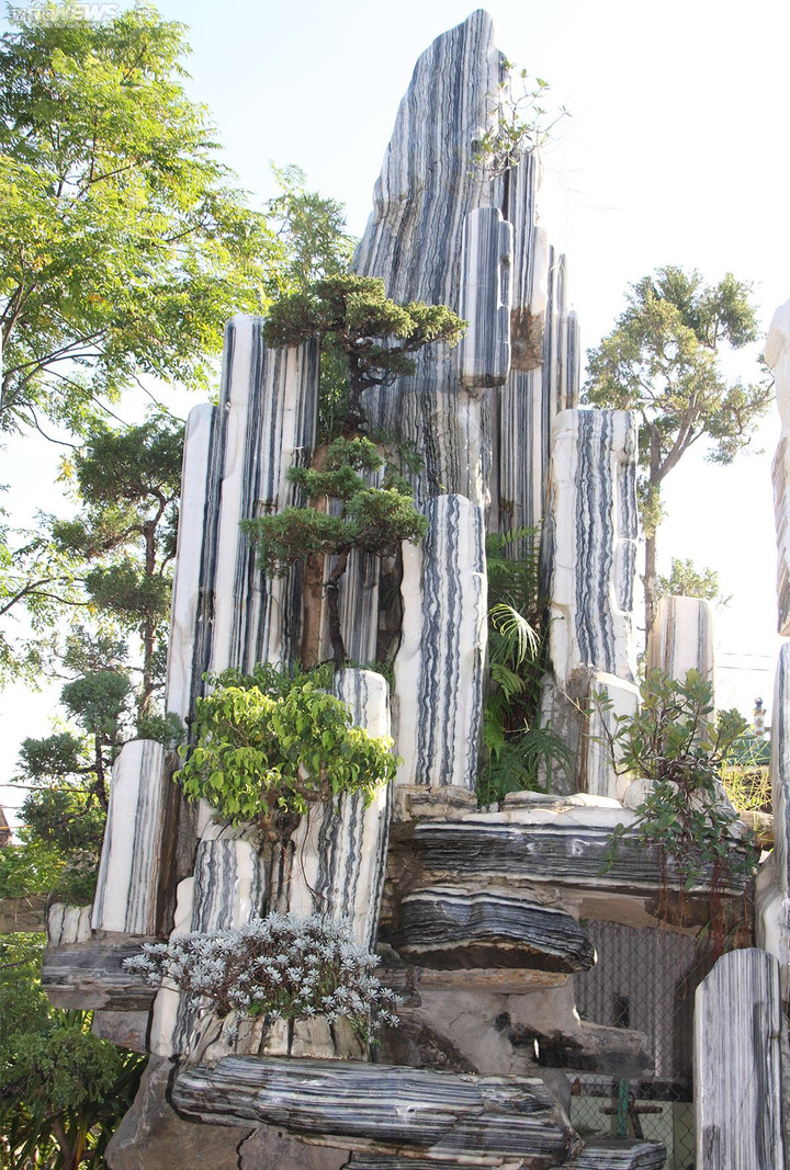 Ảnh: Những tuyệt phẩm bằng đá giá hàng trăm triệu đồng - 9