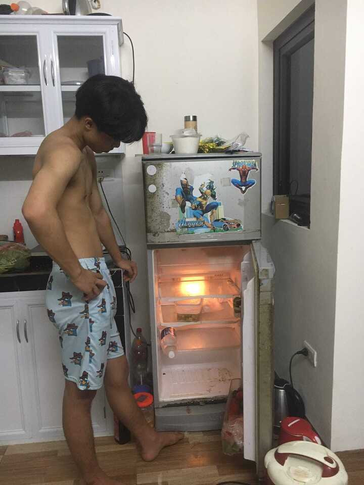 Vừa thương vừa hài với muôn kiểu sinh viên xoay xở với việc ăn uống cuối tháng - 2