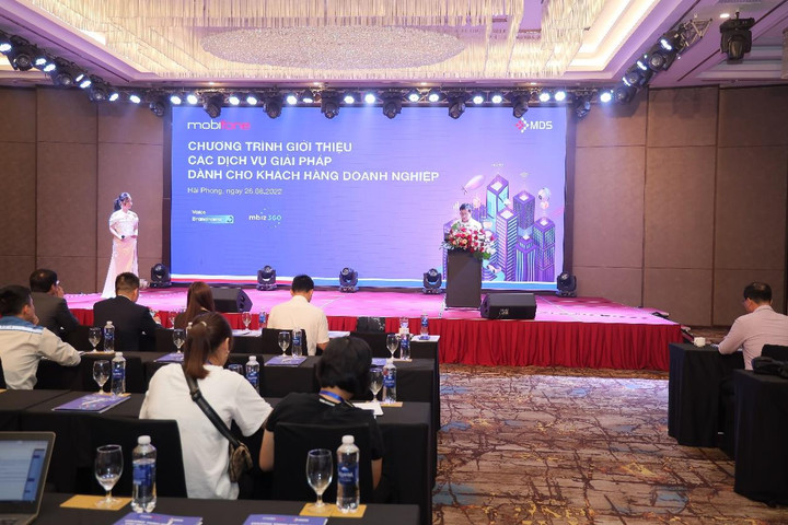 MobiFone giới thiệu giải pháp dành cho khách hàng doanh nghiệp - 1