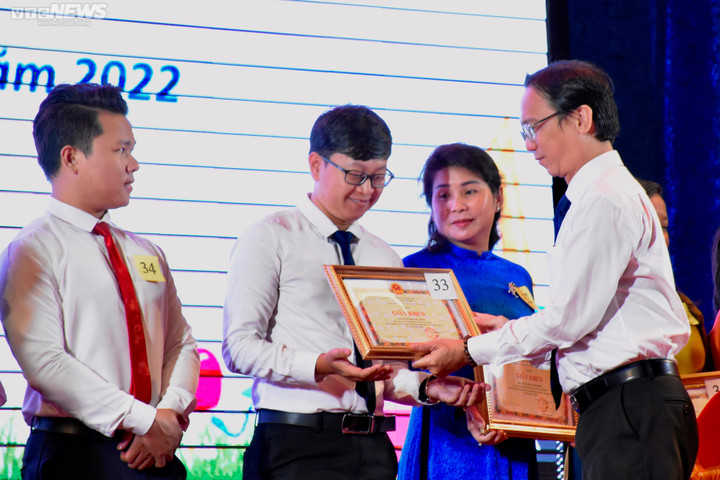 Học sinh tiểu học tăng nhanh, TP.HCM 'đau đầu' giải bài toán thiếu trường lớp - 2