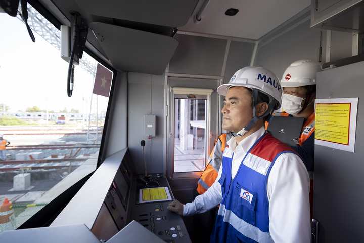 TP.HCM: Chạy thử đoàn tàu Metro số 1 Bến Thành - Suối Tiên - 6
