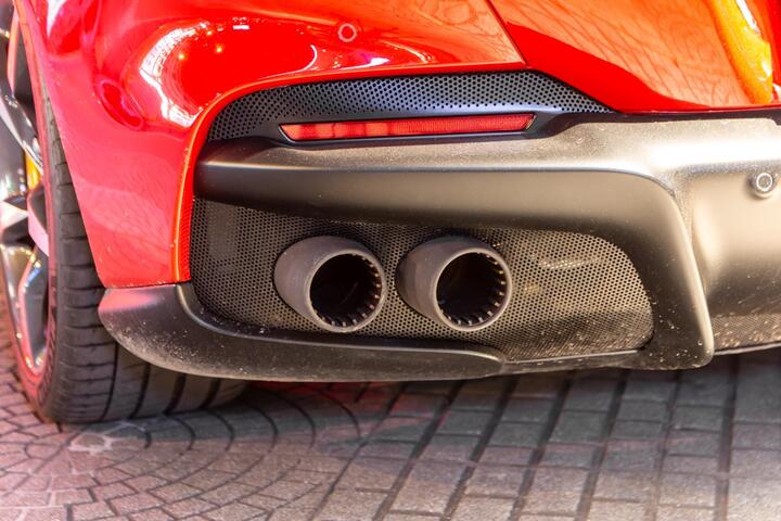 Cận cảnh Ferrari Portofino M vừa cập bến Việt Nam - 8