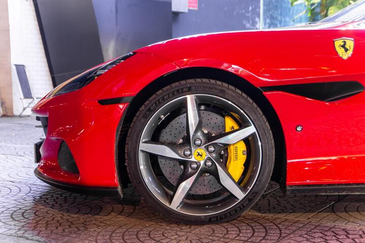 Cận cảnh Ferrari Portofino M vừa cập bến Việt Nam - 6