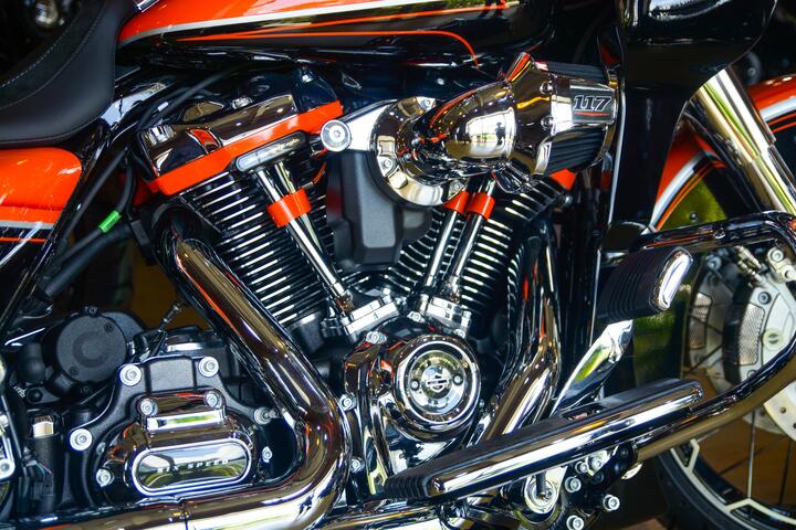 Harley-Davidson Road Glide CVO màu đặc biệt giá hơn 2,3 tỷ đồng - 12
