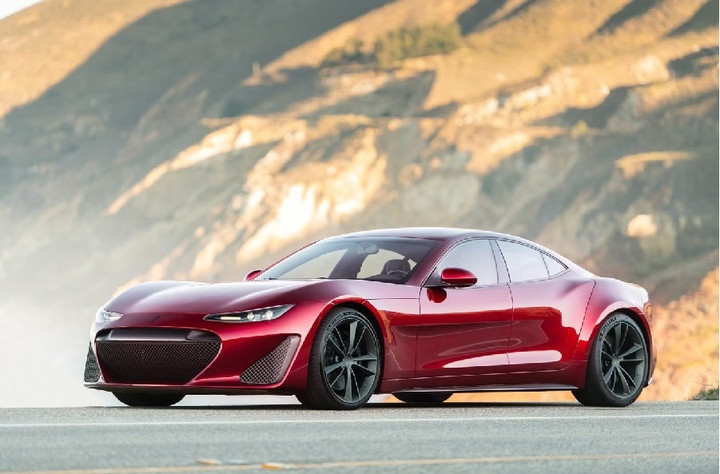 5 mẫu xe sản xuất dành riêng cho giới triệu phú - 1