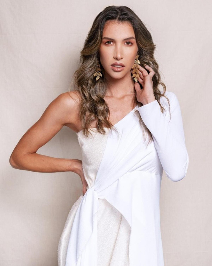 Tân Hoa hậu Hoàn vũ Paraguay bị chê vừa già vừa xấu - 4