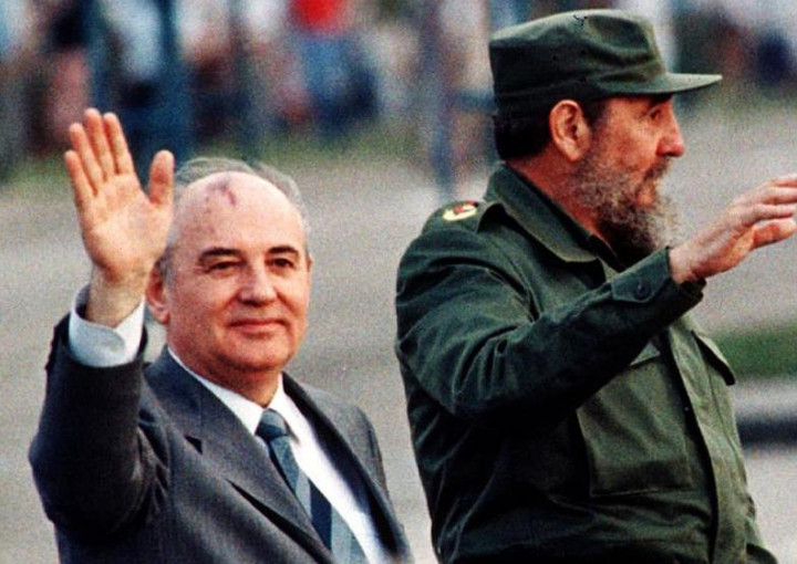 Nhìn lại cuộc đời của lãnh đạo Liên Xô Mikhail Gorbachev qua ảnh - 4