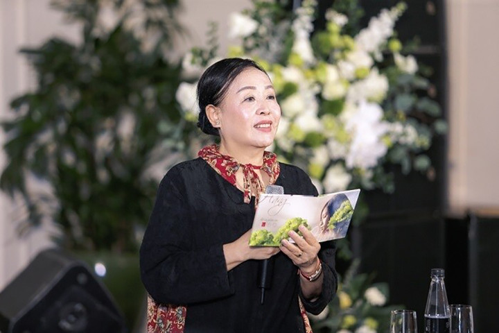 NSND Thu Hiền tuổi 70 vẫn miệt mài đi diễn, 'trả cát-sê bao nhiêu cũng được' - 4