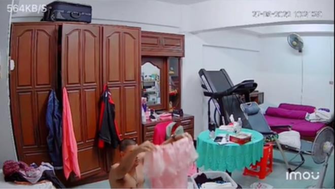 Mở camera kiểm tra, vợ 'bắt quả tang' hành động lạ của chồng khi ở nhà một mình - 2