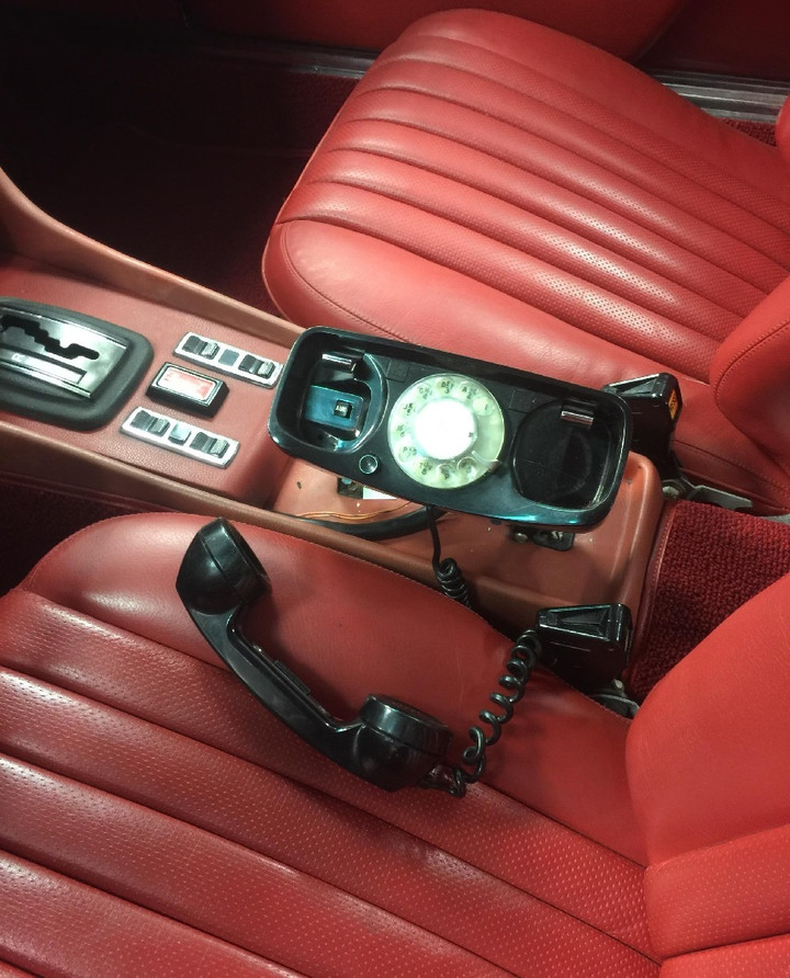 Những tính năng trên ô tô của thập niên 80 giờ trở nên lạc hậu - 4