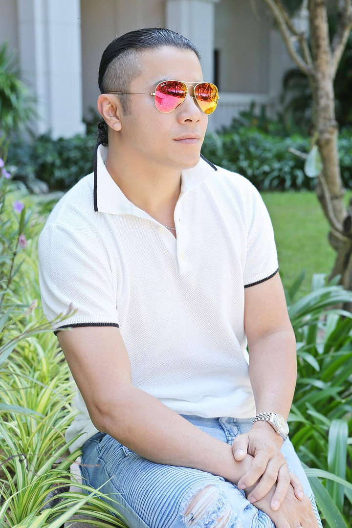 Bỏ showbiz Việt sang Mỹ, Kasim Hoàng Vũ hiện sống thế nào? - 1