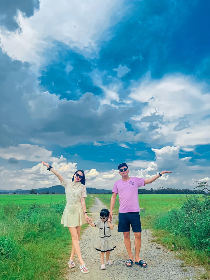 Sao Việt tranh thủ về quê, đi du lịch ngày nghỉ lễ - 7