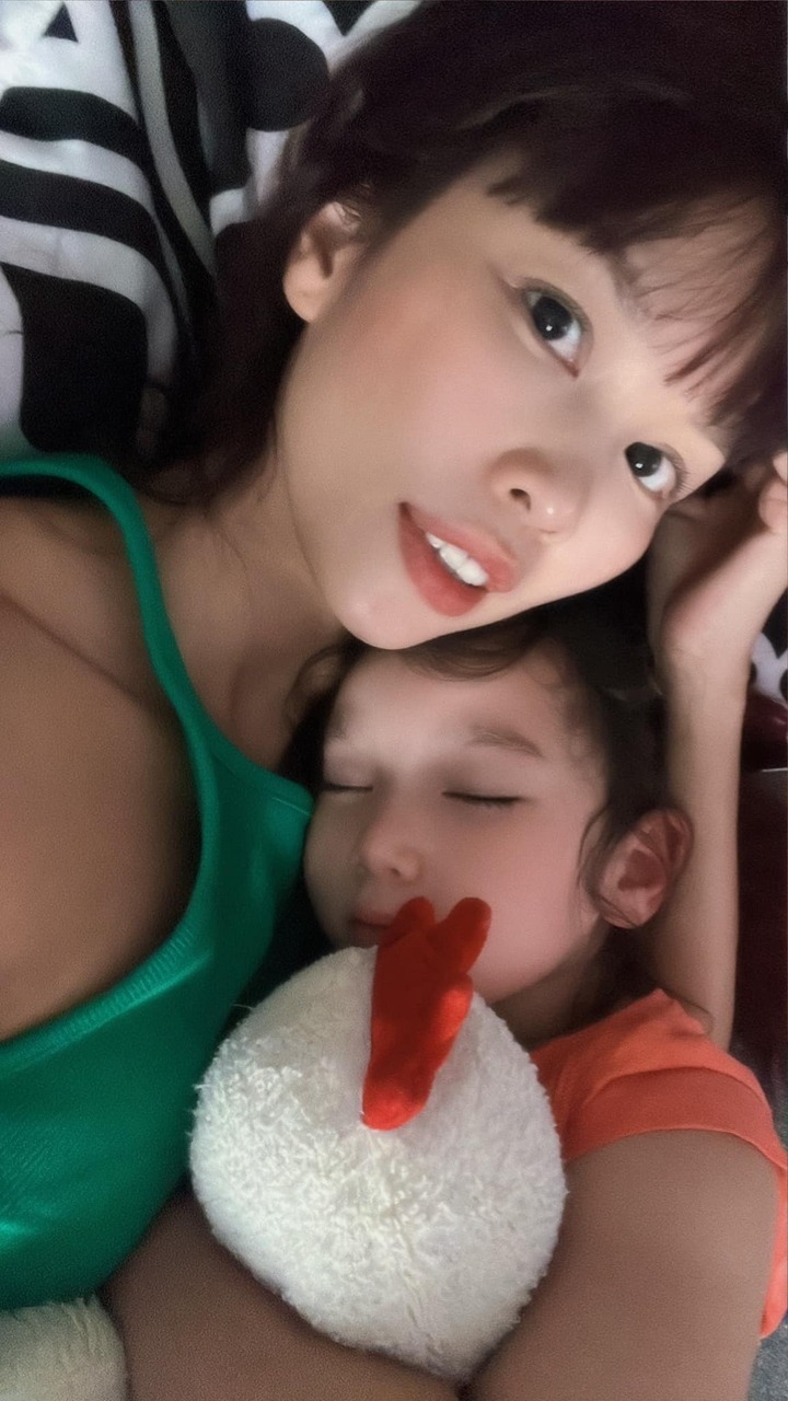 Sao Việt 3/9: Bà xã Tuấn Hưng trẻ đẹp như hot girl - 5