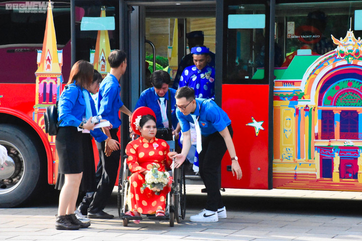 TP.HCM: 100 cặp đôi rạng rỡ trong đám cưới tập thể đúng ngày Quốc khánh 2/9 - 6