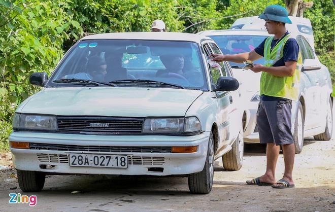Thuyền bè cắm trại phủ kín mặt sông Bôi ở Hòa Bình - 2